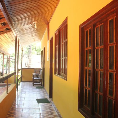 Lonier Villa Inn Economic Abraão Buitenkant foto